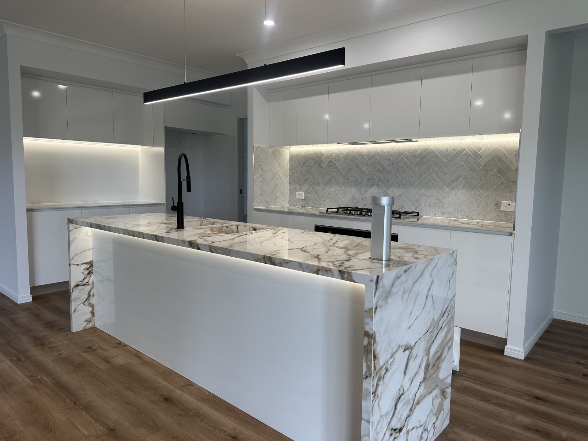 Cover Image for 5 Key Benefits of Upgrading to LED Lighting in Your Brisbane Home or Business